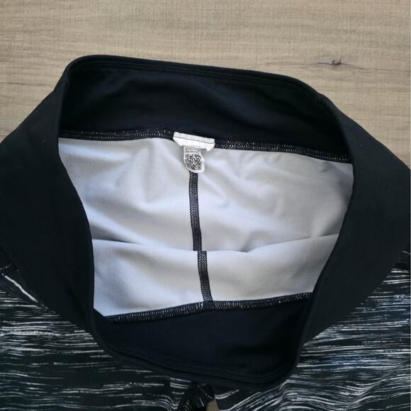 Under Armour Cold Gear Active Black/White Tights Compression Women Sz M - Picture 6 of 6